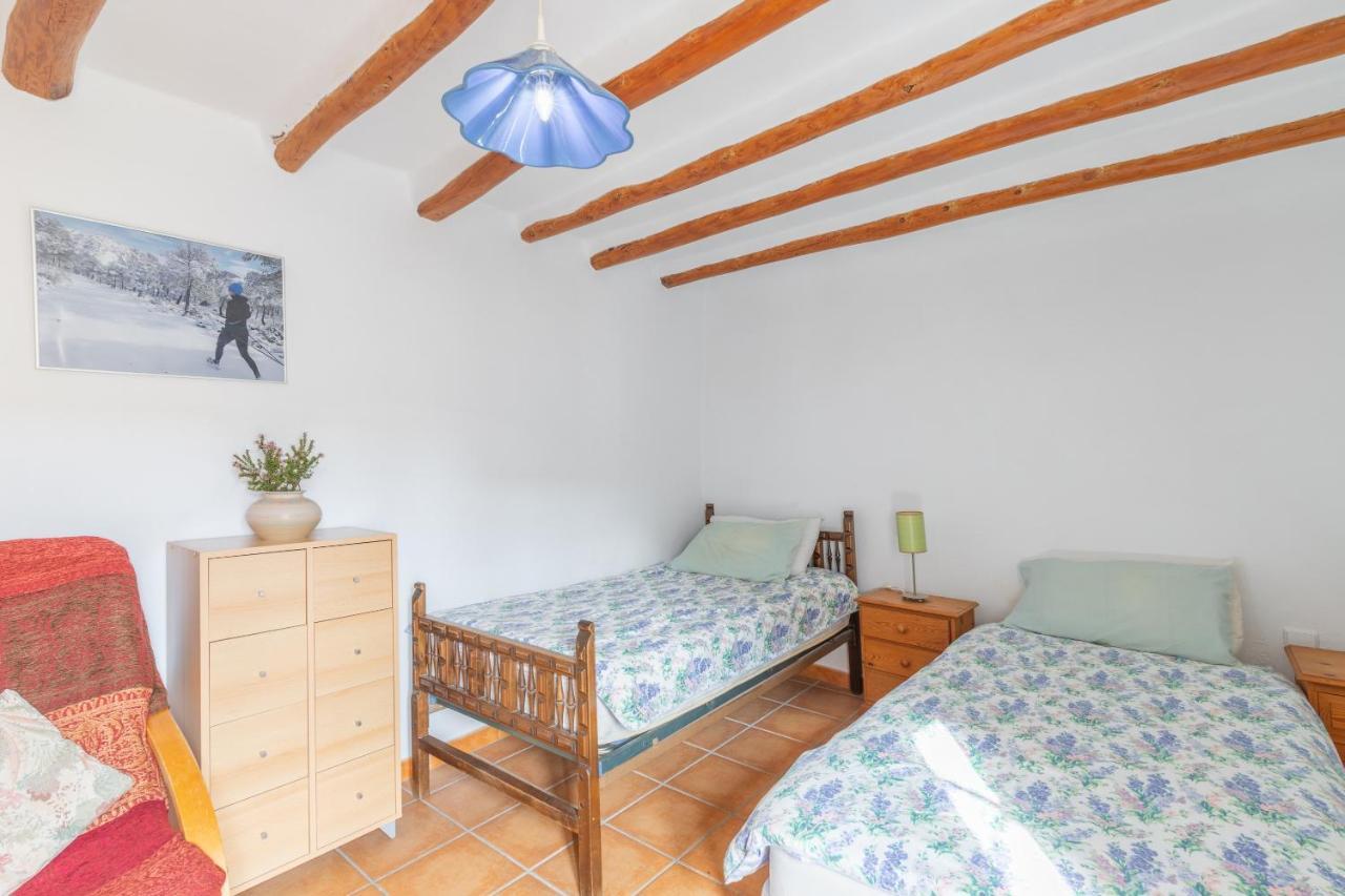 Casa Serrella - Abdet Confrides Екстериор снимка